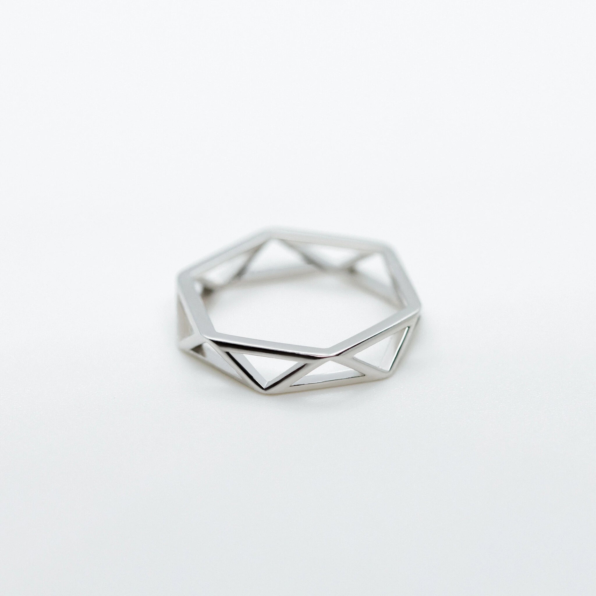 Naomi Geometric Ring R300